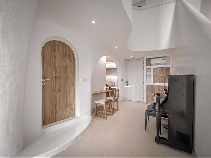 遼陽復(fù)式裝修，全屋大白墻看似不豪華，細(xì)節(jié)卻做得很到位，顏值超高